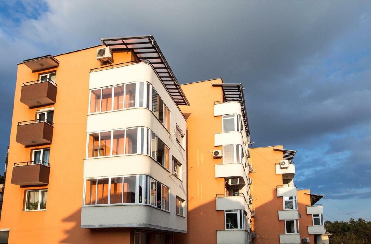 Danny House Apartment Veliko Tarnovo Ngoại thất bức ảnh